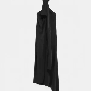 Vestido de crepé con cuello Lavalliere