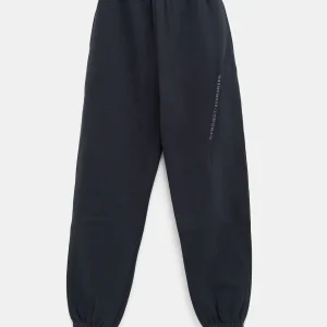 Pantalón con pliegue y logo para hombre