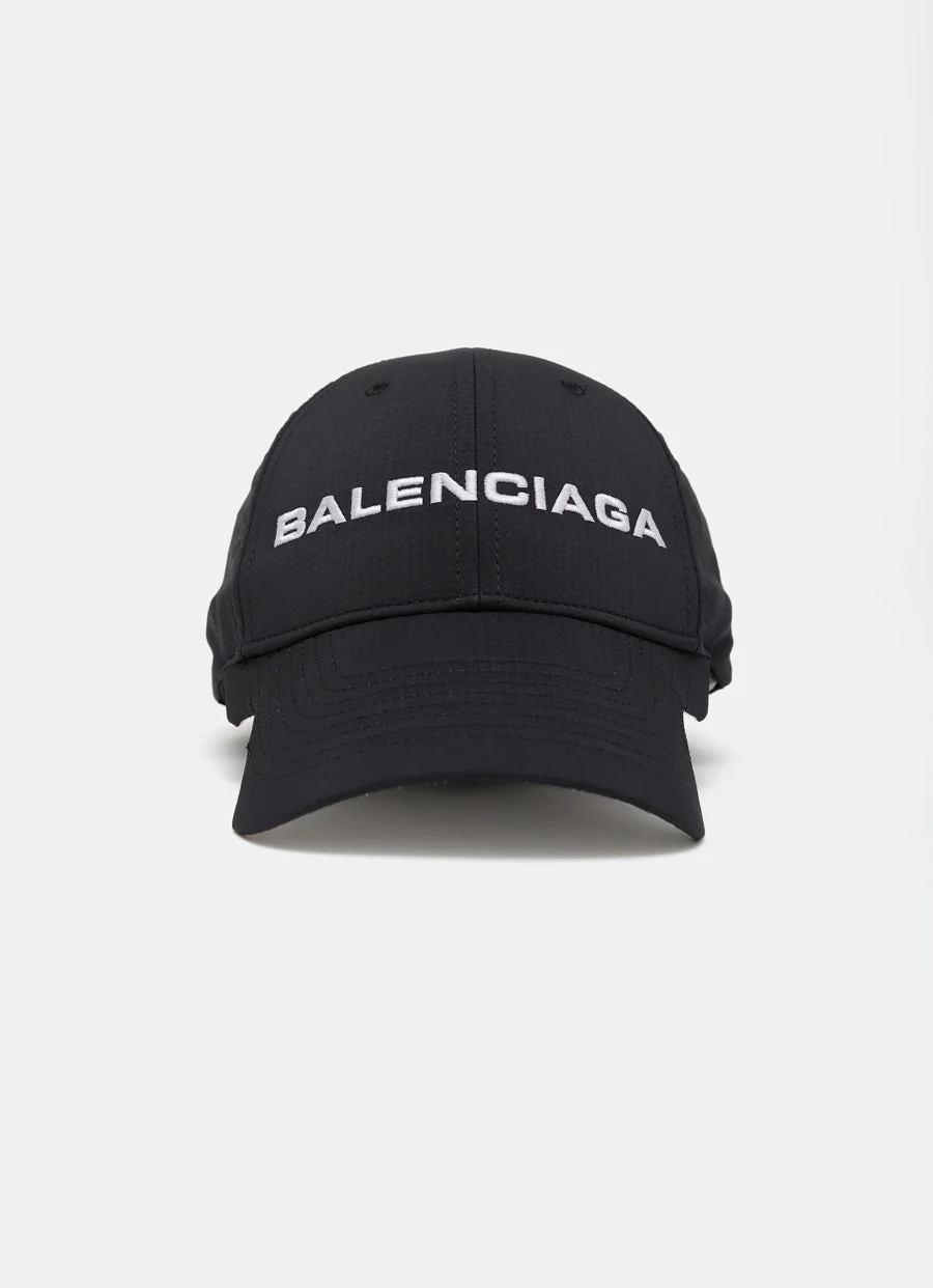Gorra con logotipo