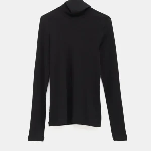 Camiseta de cuello alto Dinah