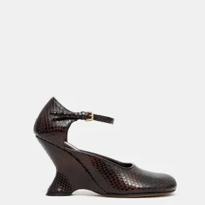 Zapatos de piel con cuña