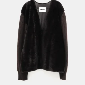 Top de piel de cordero y lana