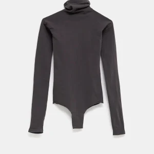 Body ajustado de cuello alto