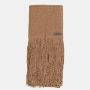 Chal con fleco largo