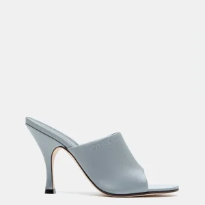 Sandalia tipo chancla