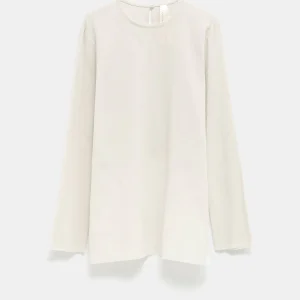 Top con parte frontal más larga