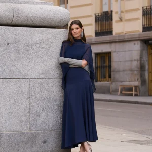 Vestido Jasmina Navy · Allure ·
