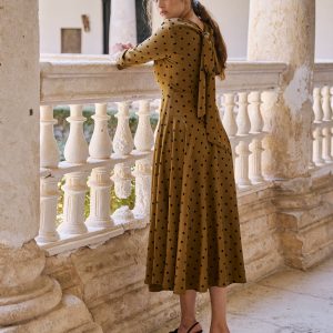 Vestido Dana Coffee · Madame ·