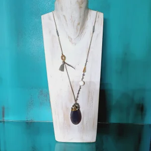 Collar de Gamusa y Piedras Naturales BCN012