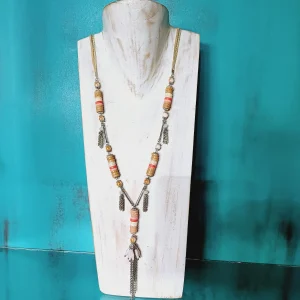 Collar de Cuero y Piedras BCN020