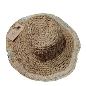 Sombrero café tejido con flecos