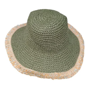 Sombrero tejido colore verde con flecos MX161
