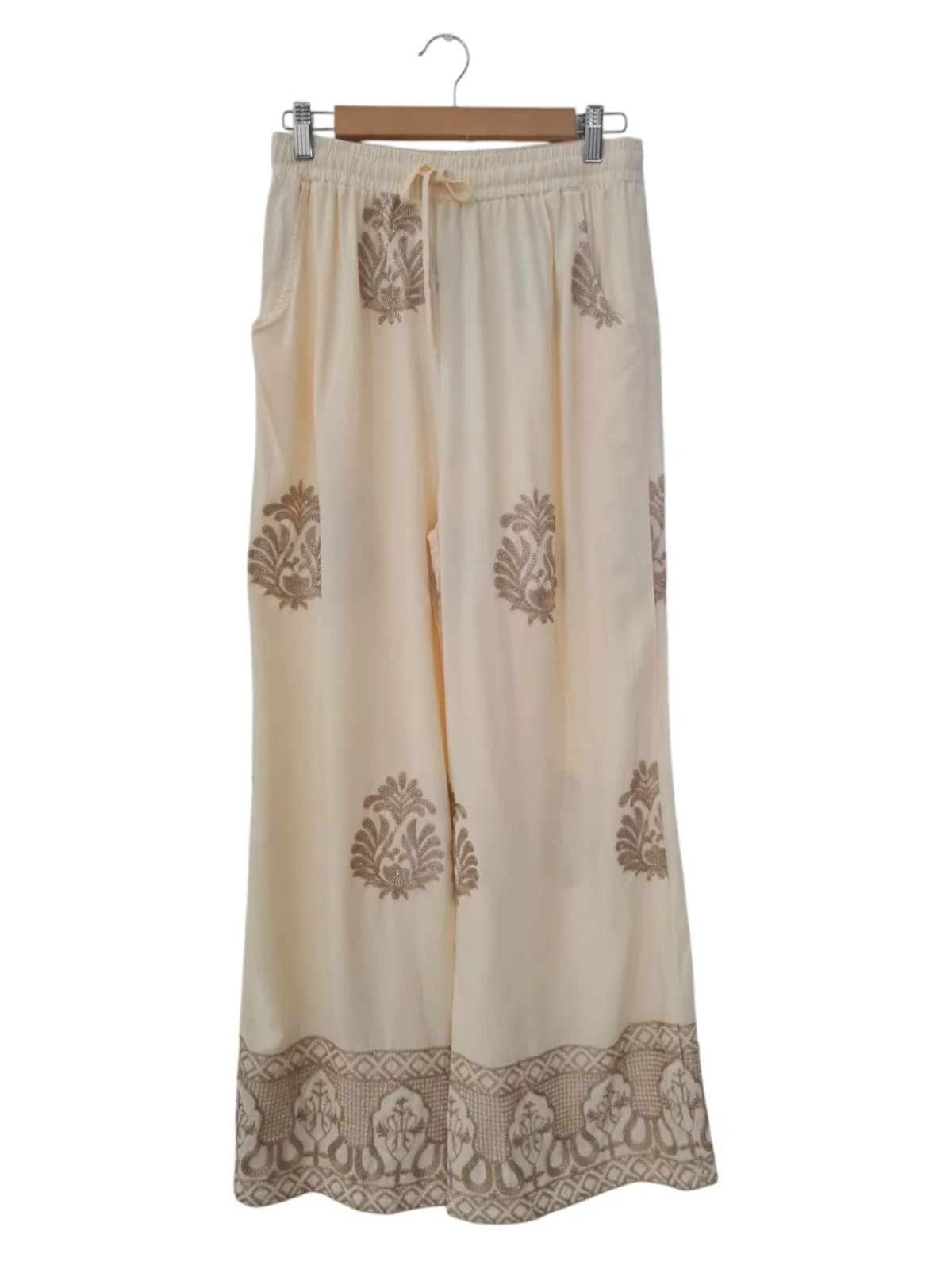 Pantal贸n bordado 80808