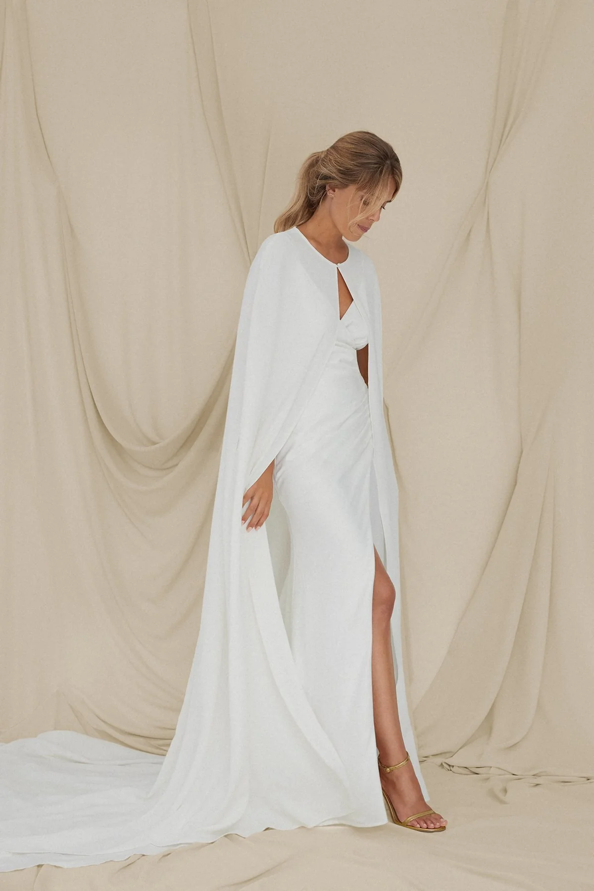 Capa Aria Novias 路 LOVE 路 - Imagen 3