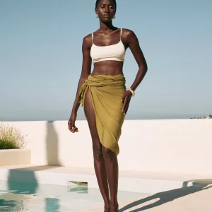 Pareo Oliva · Playa ·