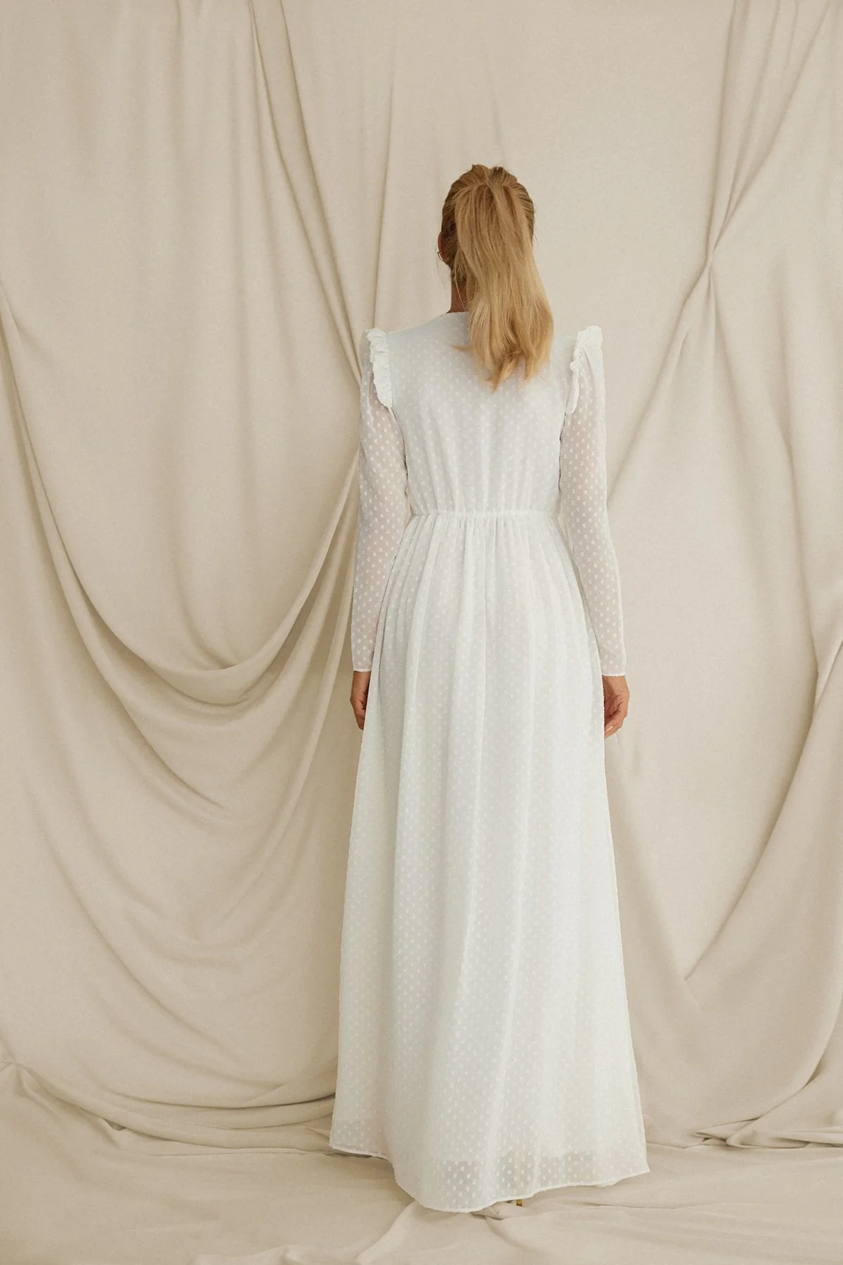 Vestido de Novia Tami 路 LOVE 路 - Imagen 4